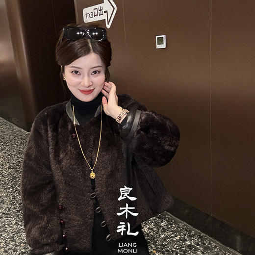 【预售7天】良木礼皮毛一体外套（D25102676） 商品图4