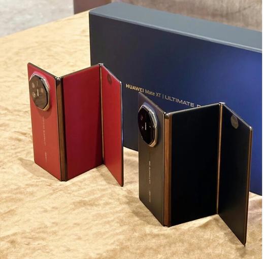 华为 Mate XT 非凡大师三折叠屏手机 10.2英寸超纤薄 三折叠大屏如需同城闪送请咨询客服 商品图2