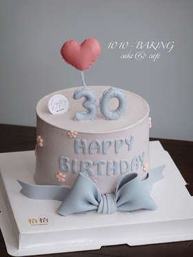 「灰调甜序」数字可改·周岁周年纪念日·翻糖巧克力·100%动物奶油（附图5寸加高·提前5天预订）