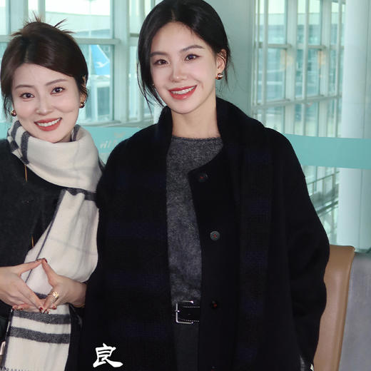 【特价不退换】【预售7天】良木礼山羊绒大衣（围巾）（D25102678F） 商品图3