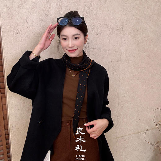 【特价不退换】【预售7天/短款】良木礼山羊绒大衣（围巾）（D2511102） 商品图11