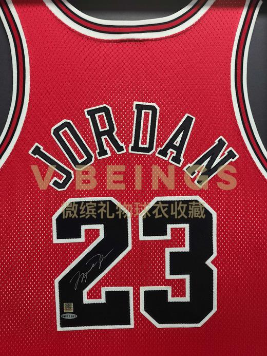 收藏系列 乔丹 公牛队红色23号 亲笔签名球衣 商品图2