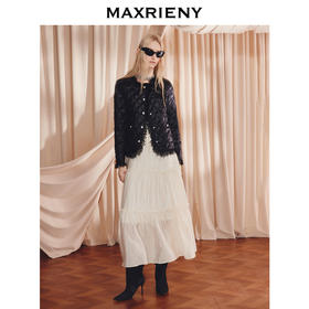 玛克门店发货：MAXRIENY立体菱格羽绒服(货号:MF86DC517)