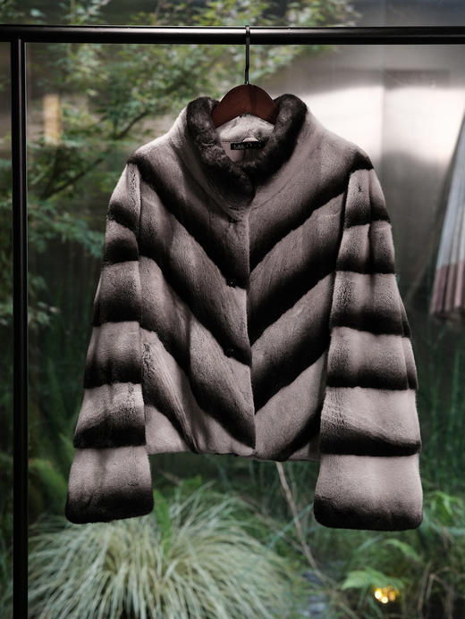 盛唐婧 | 水貂毛皮草外套-黑白条纹 商品图0