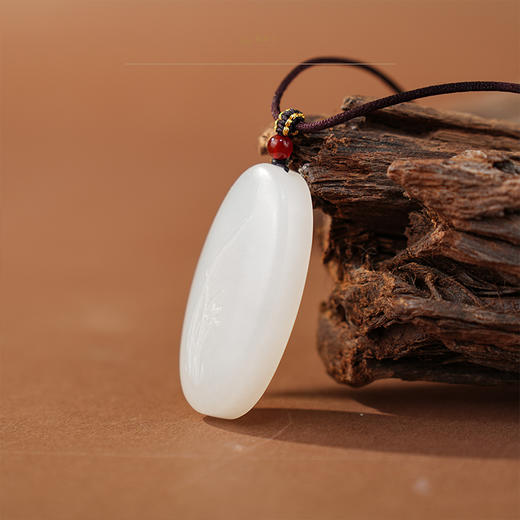 春禧系列「仙雅馥」羊脂白玉兰花牌 商品图4