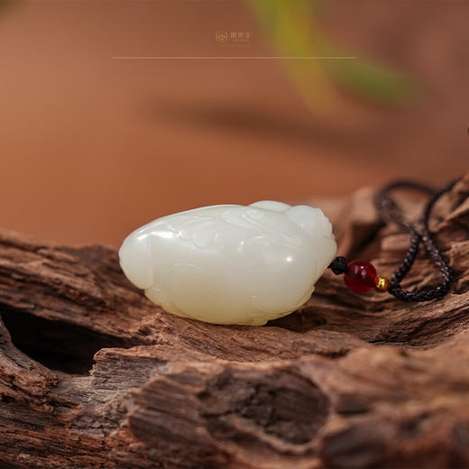 「年礼优选」系列「蟾握金枢」羊脂白玉挂件/小把 商品图2