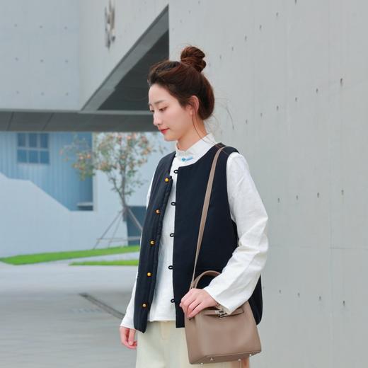 【抖音专属】獭兽•棉马甲（20804151B-獭见） 商品图1