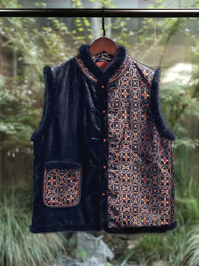 盛唐婧 | 新中式宋锦香云纱拼丝绒水貂对襟马甲