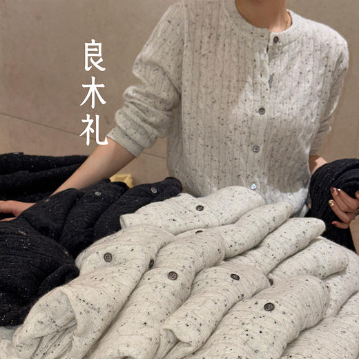 良木礼山羊绒上衣（D25103865F） 商品图3