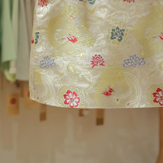 【抖音专属】马甲（24704756玉色） 商品图2