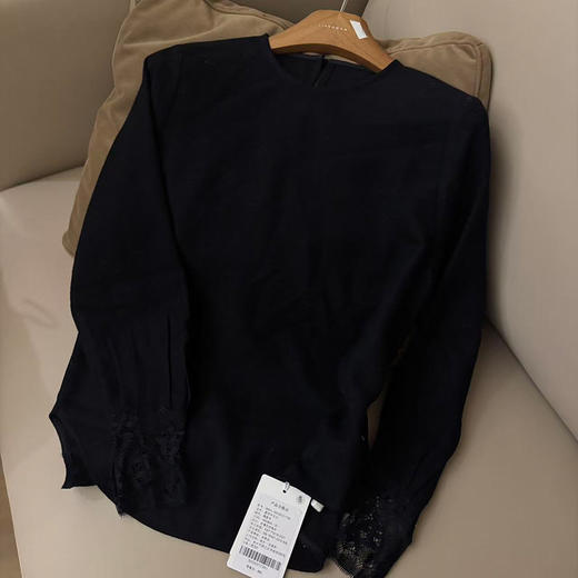 【预售7天】良木礼圆领羊毛衫（D25101759） 商品图1