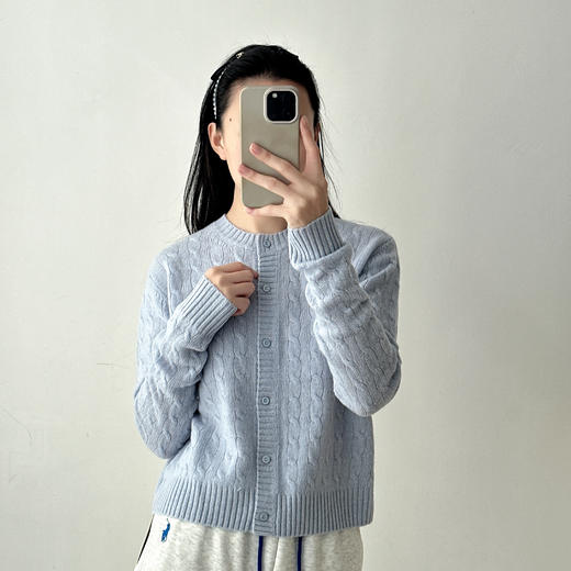 baby蓝羊毛羊绒复古绞花麻花针织毛衣开衫 商品图1