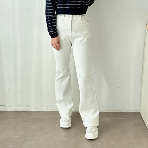 蓝精奥地利天丝微喇牛仔裤四面弹白色显瘦喇叭裤 商品图2