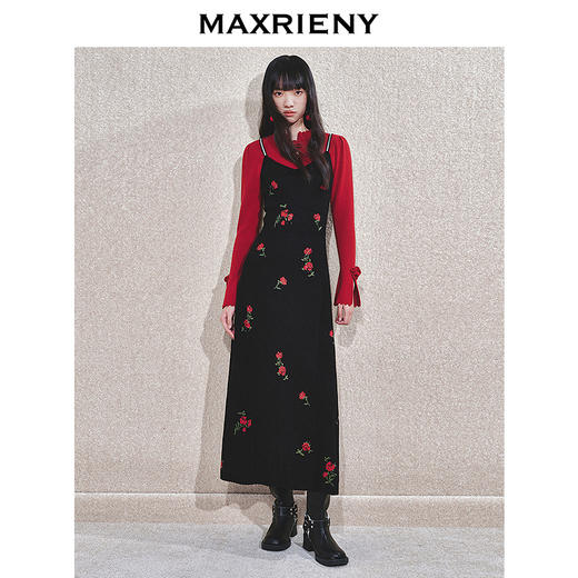 【商场同款-节庆穿搭新年红】MAXRIENY优雅感玫瑰绣花吊带连衣裙(货号:MC85DR802) 商品图2