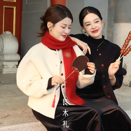 【预售7天】良木礼山羊绒短款外套(围巾）（D25102677） 商品图5