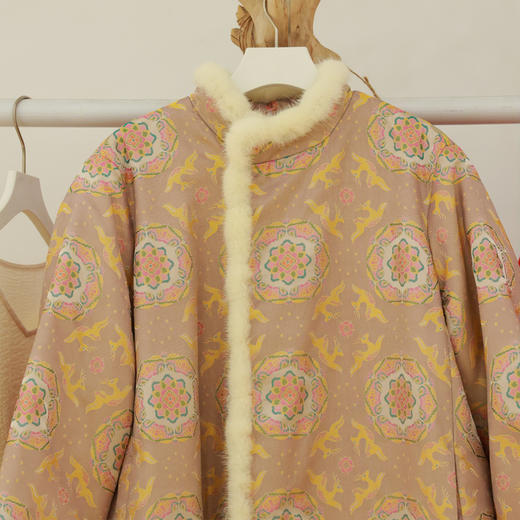 【抖音专属】新中式长棉服（25802222卿辰） 商品图1