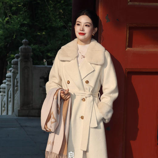 【特价不退换】【预售7天】良木礼山羊绒水貂大衣（D8208） 商品图1