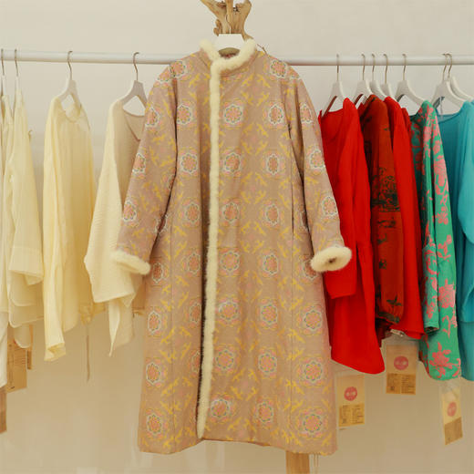 【抖音专属】新中式长棉服（25802222卿辰） 商品图0