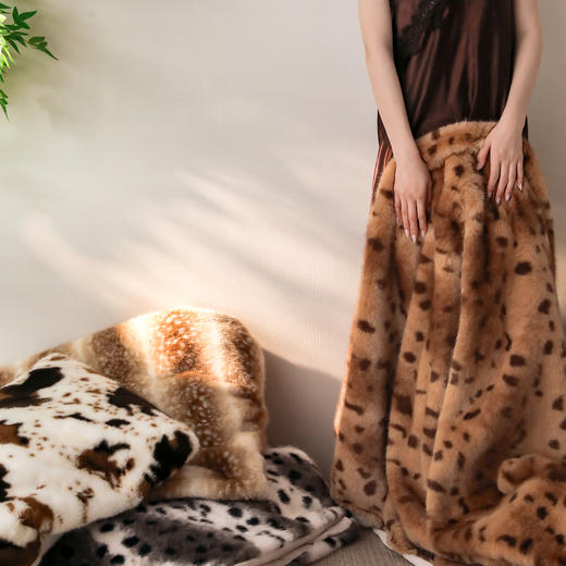 【换季出清】自然醒狐狸毛环保皮草毯MT 商品图0