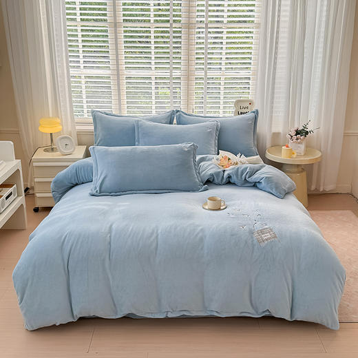 【专柜多样屋】悠梦嘉居暖奢保暖雪貂绒绣花四件套 魏紫/青蓝任选200*230cm 商品图1