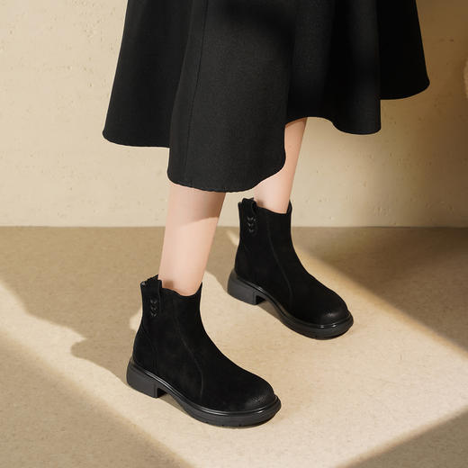 西村名物2025年冬季新款舒适厚底绒面弹力短靴时装靴T25DS49261 商品图4