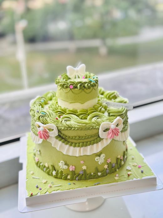 6寸小双层小裱花蛋糕 商品图0