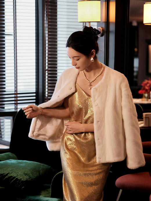 盛唐婧 | 水貂毛皮草外套-米白 商品图11