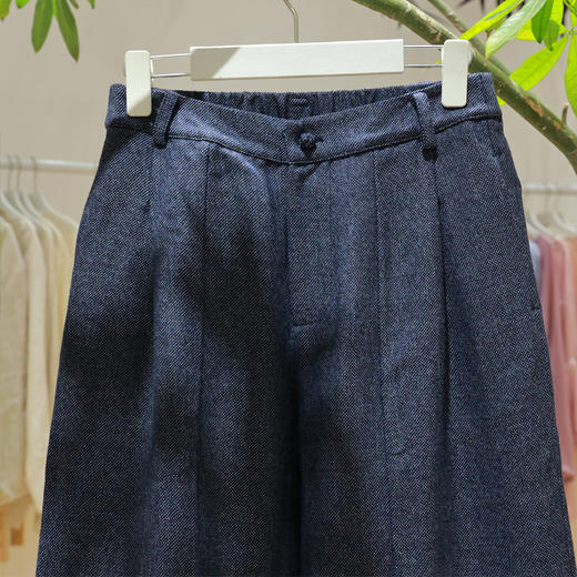 【抖音专属】阔腿裤（25809012-獭见） 商品图1