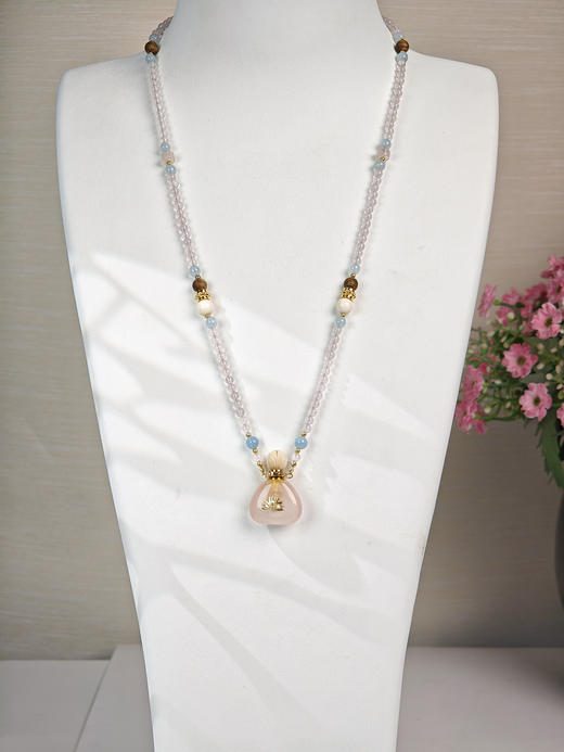 MELI&MOLI| 芙蓉石小号福袋镶莲花吊坠沉香珠点缀珠串项链 商品图0