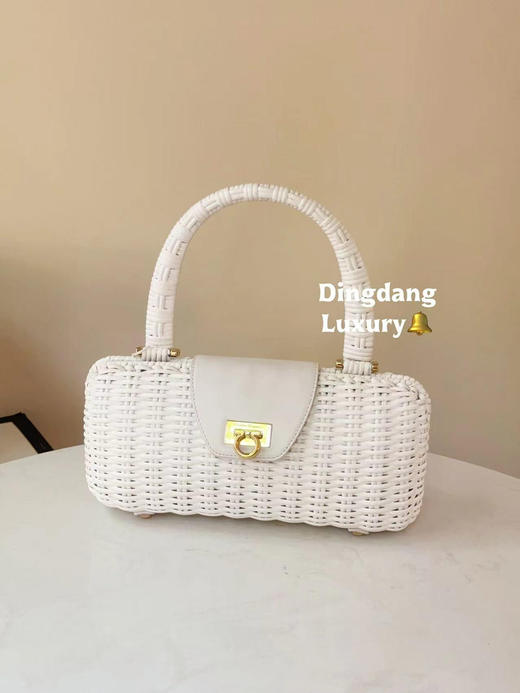 菲拉格慕 中古 白色 藤编拼皮 马蹄扣 篮子 手提包 商品图0