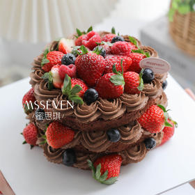 生巧草莓裸蛋糕