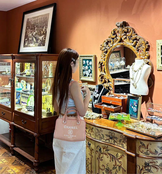 Chanel 22C 保龄球 粉色 帆布 小号 沙滩包 商品图1