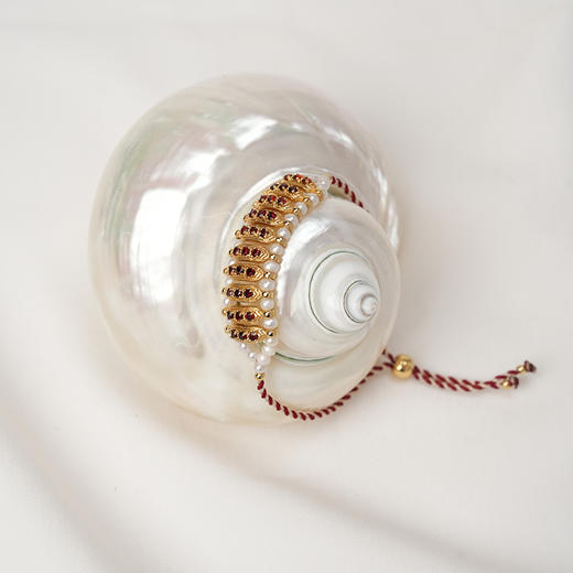 北京仓｜Dorothee sausset-Maharani-双色线 石榴石 珍珠 手链［法国设计师］ 商品图1