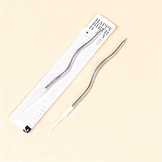 【免费赠送】银色弯曲蜡烛（默认一根） 商品图0