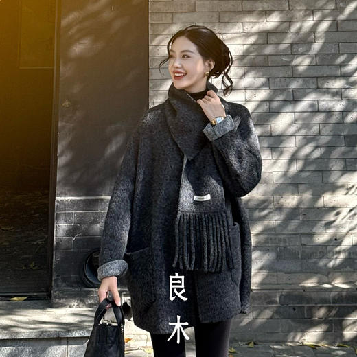 【预售7天】良木礼骆马绒大衣（围脖）(Q8107) 商品图4