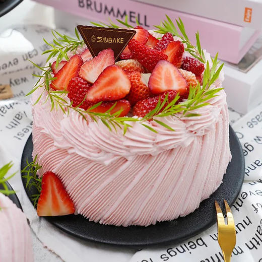 【鲜莓花园】草莓鲜果-草莓生日蛋糕 商品图0