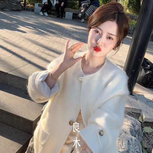 【预售7天】良木礼羊毛外套（围脖）（D25103416） 商品图2