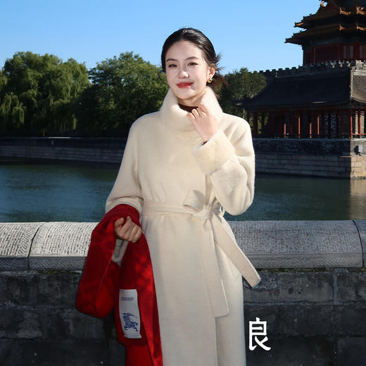 【特价不退换】【部分现货】良木礼山羊绒水貂毛大衣（D0809） 商品图3