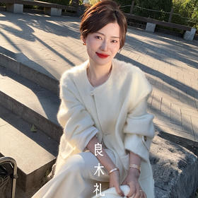 【预售7天】良木礼羊毛外套（围脖）（D25103416）