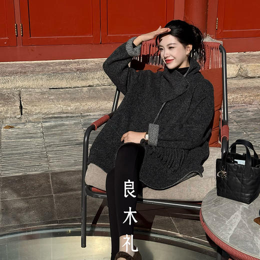 【预售7天】良木礼骆马绒大衣（围脖）(Q8107) 商品图0