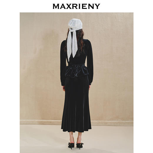 MAXRIENY浪漫复古v领丝绒连衣裙24冬款法式长裙小黑裙party小礼裙(货号:MS85DR516) 商品图3