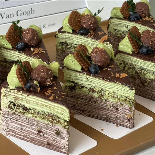 巧克力开心果千层 商品图0