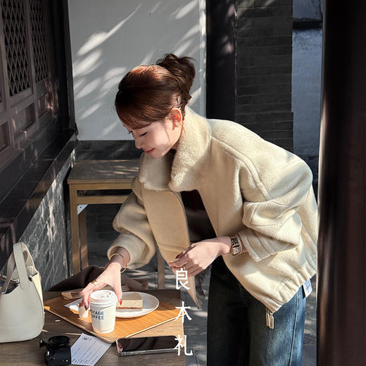 【特价不退换】【预售7天】良木礼山羊绒水貂外套（D8211） 商品图2