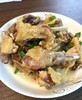 农家风干咸鸡1.7-1.9斤 自然晾晒风干，鸡肉紧实层次分明，鸡皮金黄有弹性，鸡骨咸香入味，风味独特，肉质紧实 商品缩略图1