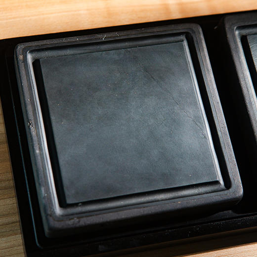 北齐古邺城“羽人”古砖制对砚（一套两方） 商品图6