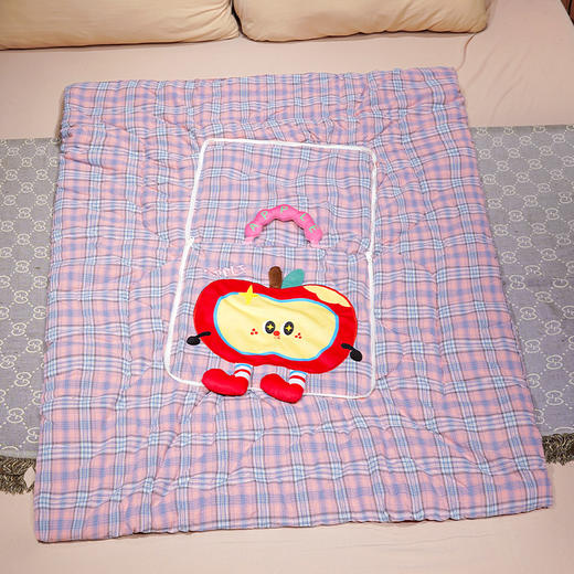 自然醒大眼红苹果格子布抱枕被QYL 商品图14
