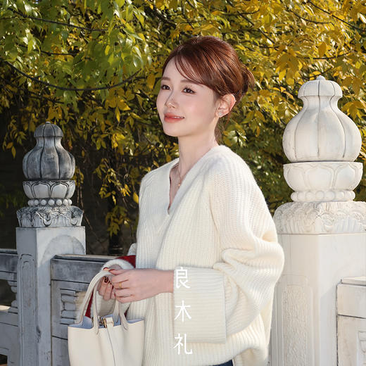 【特价不退换】【预售7天】良木礼山羊绒上衣（D25102347F） 商品图5