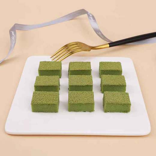 【预售】ROYCE罗伊斯生巧克力系列125g原味/抹茶味/香槟味/可可味  044483/044484/044485/044541纯手工制作 口感浓郁 入口即化 商品图2