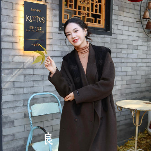 【特价不退换】【预售7天】良木礼牦牛绒大衣（围巾）（D8201） 商品图3