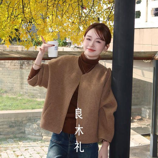 【特价不退不换】良木礼绵羊毛短款外套（D25102685） 商品图0